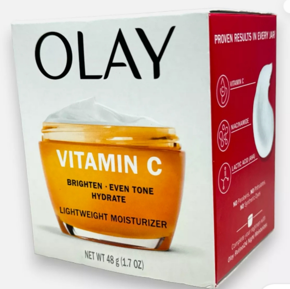 Olay Vitamin C Lightweight Moisturizer.